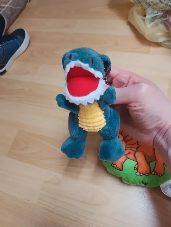 Peluches dinosaures - photo numéro 3