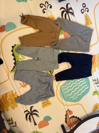Lot pantalons 9 mois