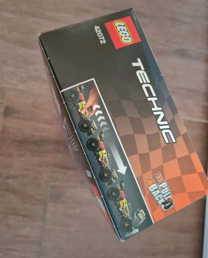 Lego technic 42072 Neuf - photo numéro 3