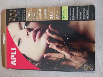 15 papiers photo brillant A4 280 g/m2 Apli
