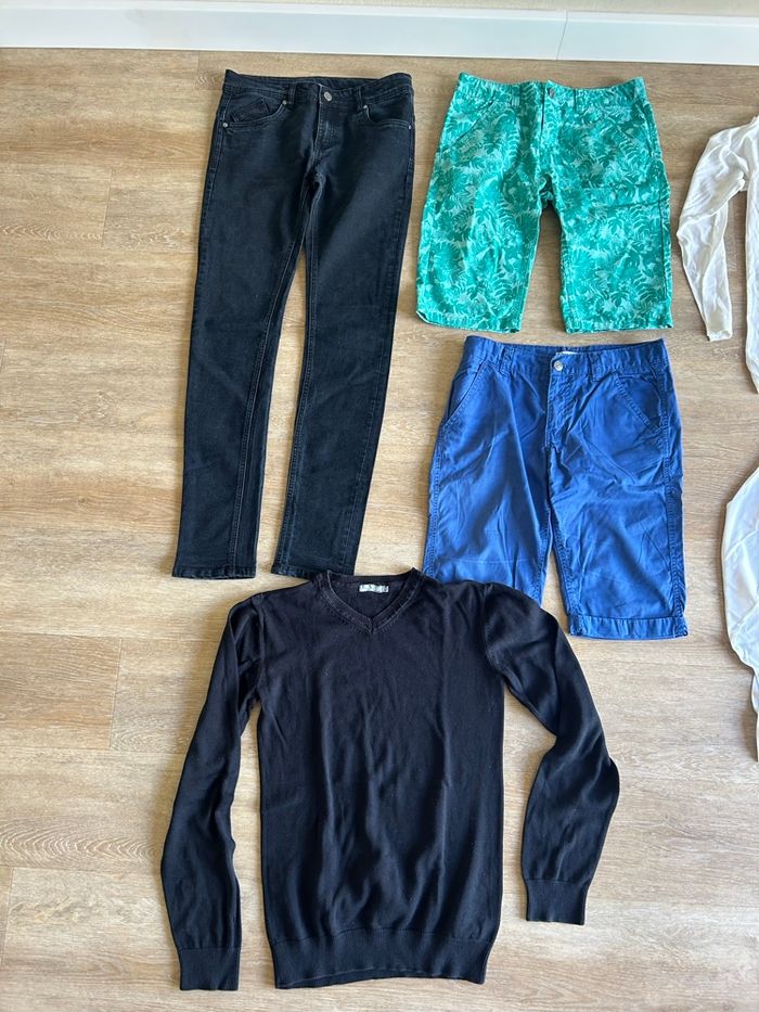 Lot vêtements garçon 16 ans – Tee-shirts, pulls, shorts, pantalon - photo numéro 2