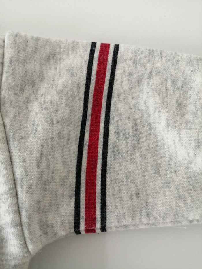 Sweat 3 mois - photo numéro 4