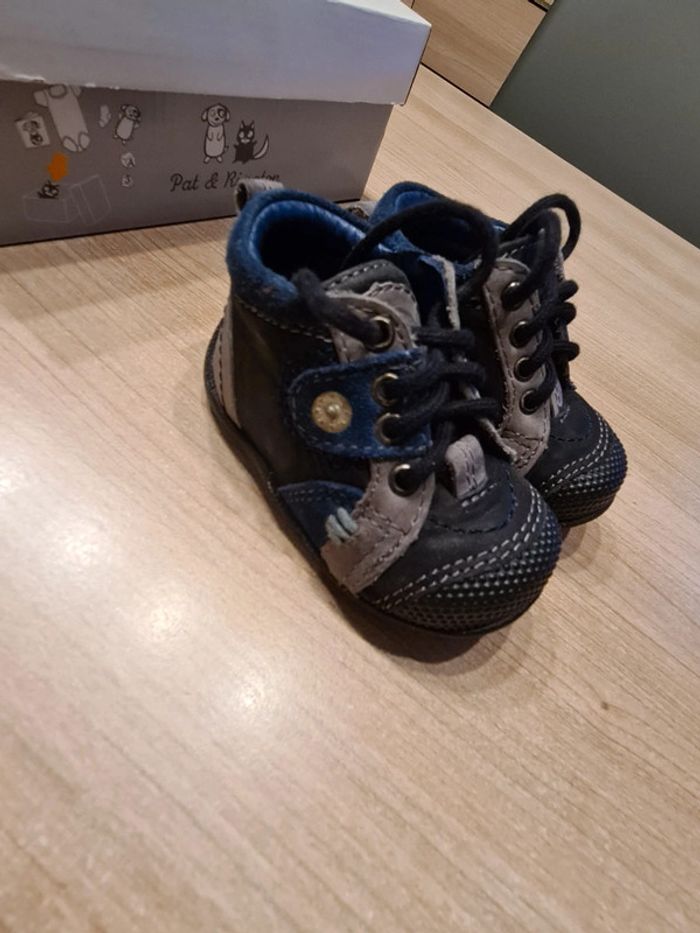 Chaussure bebe - photo numéro 2