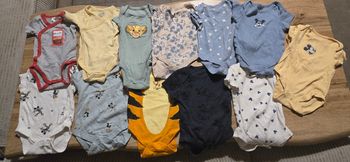 Lot bodie bébé 3 mois