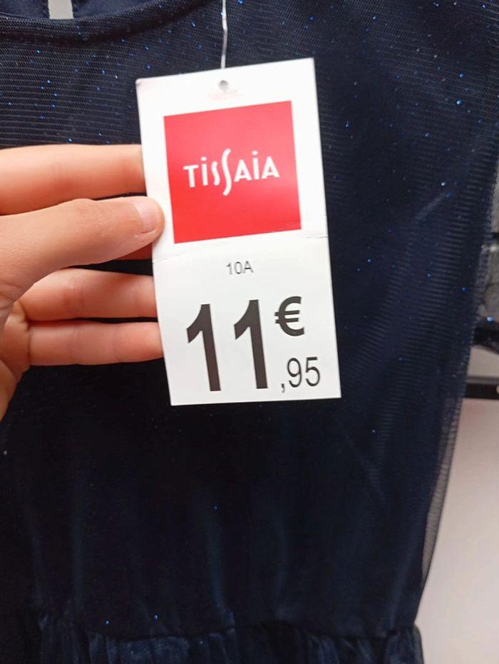 Robe neuve Tissaia 10 ans - photo numéro 2