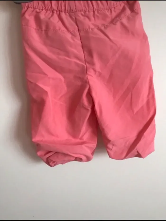 Lot de 2 pantalons neuf 3 mois Jamais porté juste lavé - photo numéro 5
