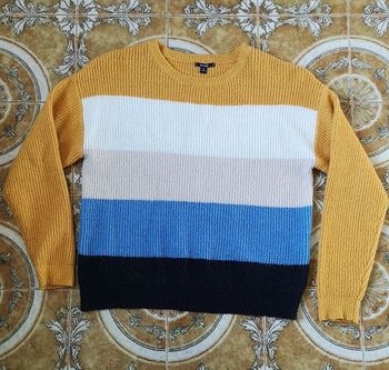 Joli pull color bloc