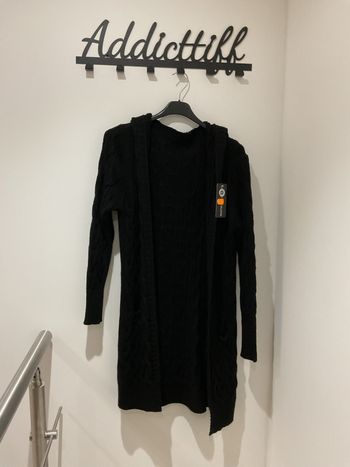 Gilet femme taille unique (36-40)- neuf avec étiquette 