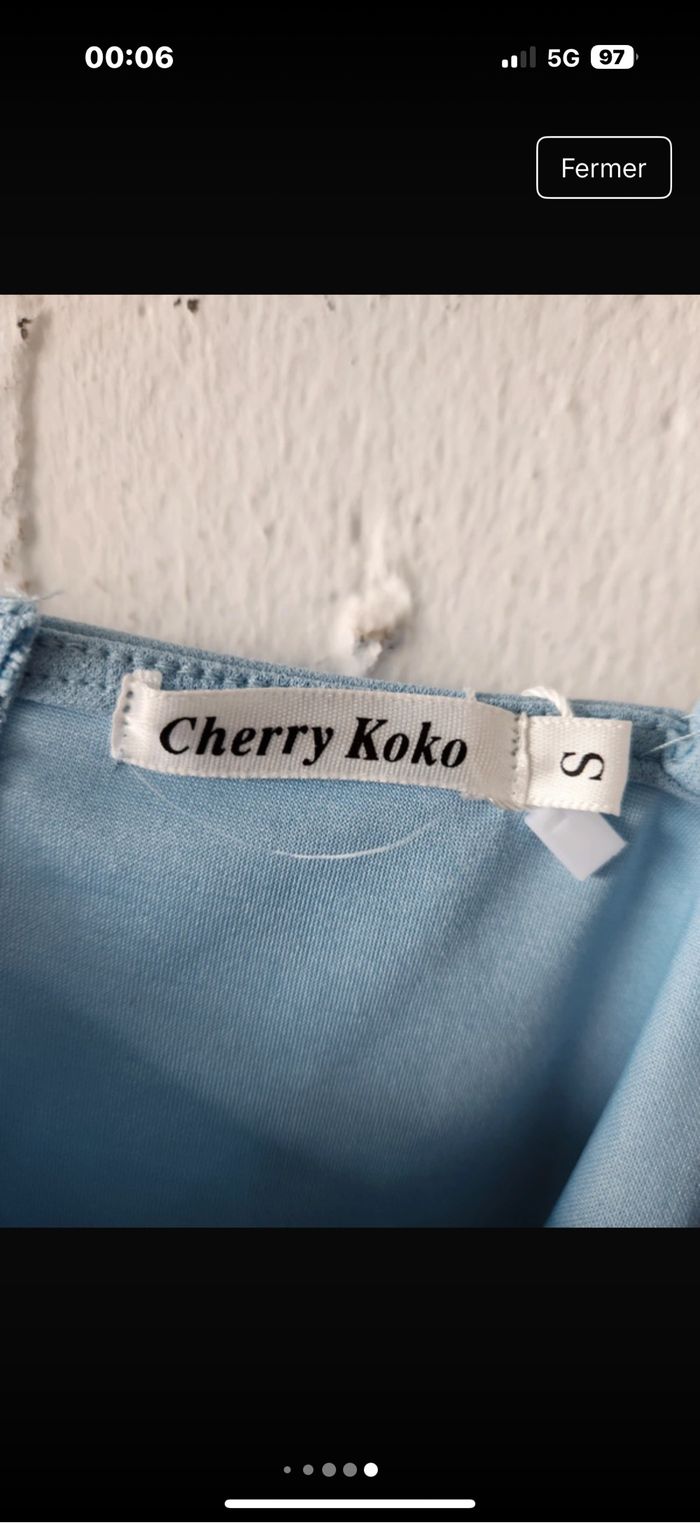 Top bustier fleuri Cherry Koko Ouverture glissière au dos Fleurs appliquées brodées Bretelles fines réglages - photo numéro 8