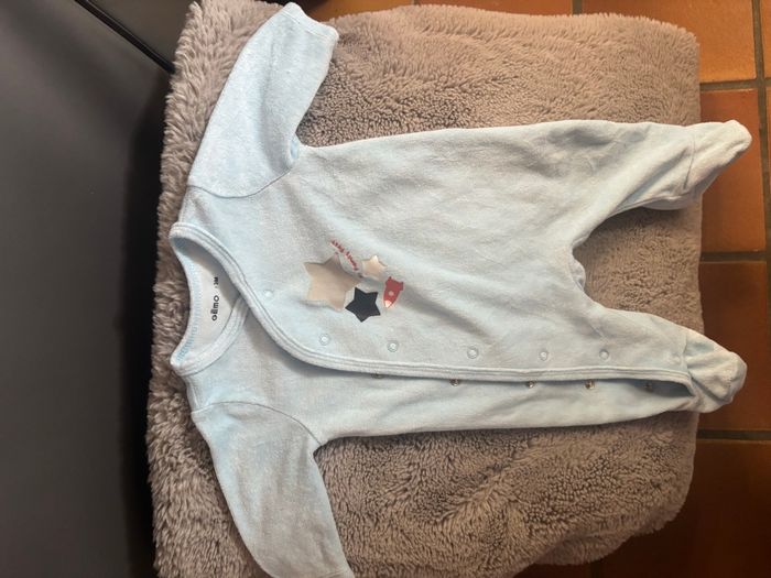 Lot 2 pyjamas gemo 3 mois - photo numéro 2