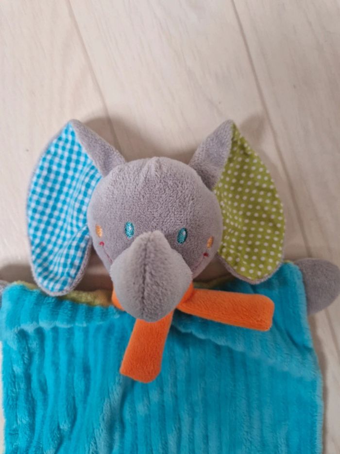 Doudou éléphant velours - photo numéro 3
