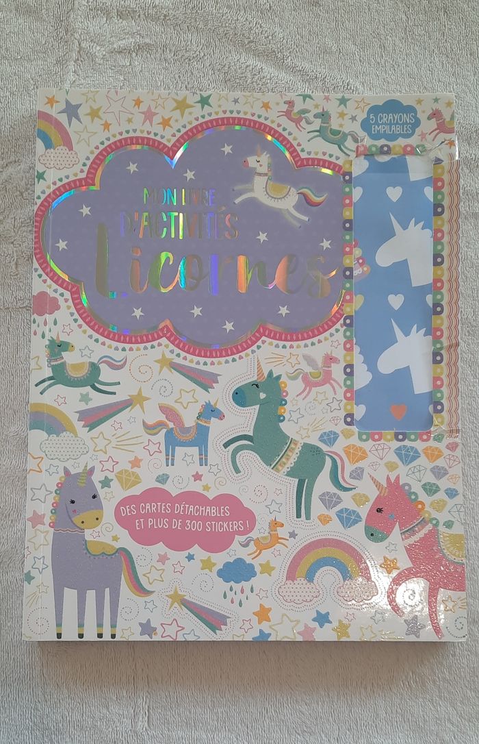 Livre d'activité licorne