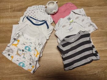 Lot de 8 bodies 3 mois 🌺