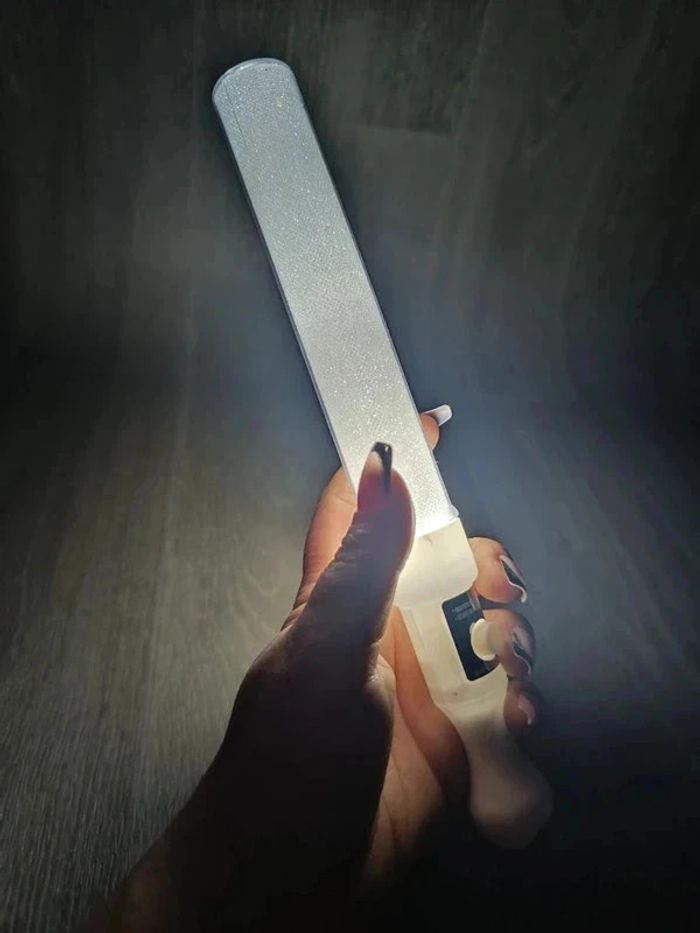 Bâton lumineux blanc - photo numéro 2
