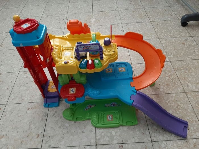 Mon maxi circuit Tut tut bolide