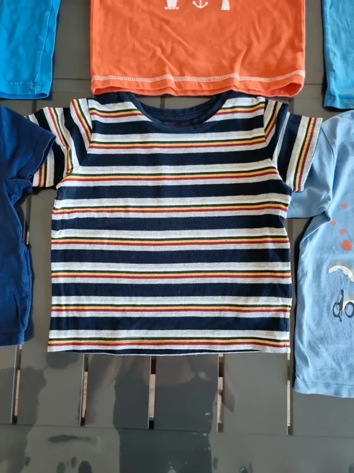 Lot 6 t-shirt 2ans - photo numéro 5