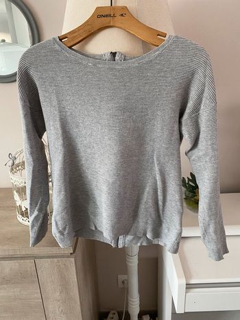 Pull gris