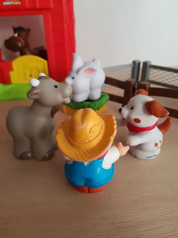 Fisher Price écurie et stand du marché fermier Little people - photo numéro 19