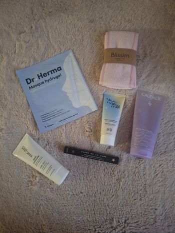 Produits beauté variés