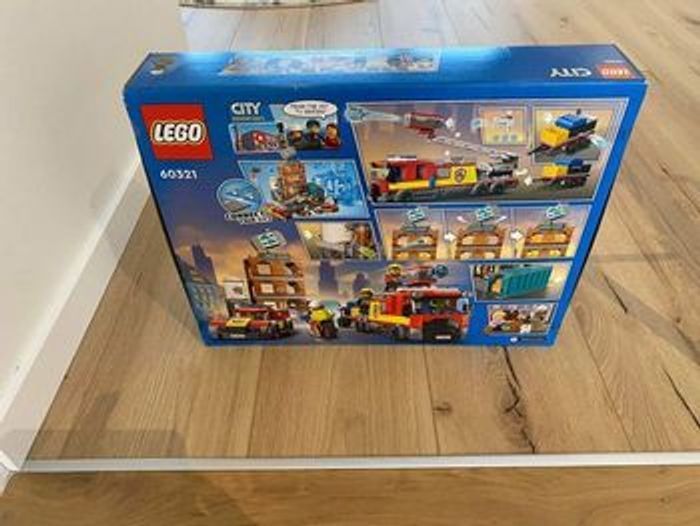 60321 Lego City La brigade des pompiers - photo numéro 2