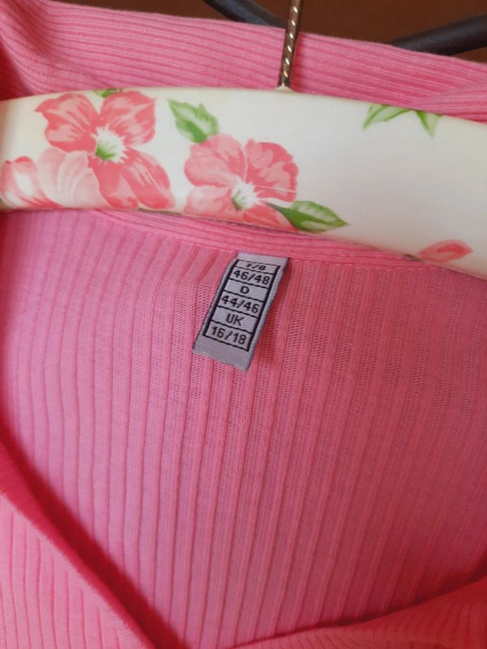 Polo rose L - photo numéro 3