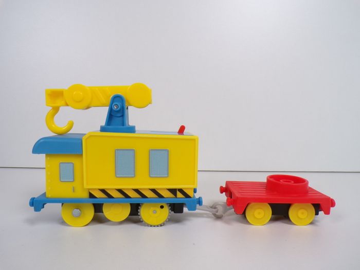 Locomotive - Train - Thomas et ses amis - Carly (J9) - photo numéro 2