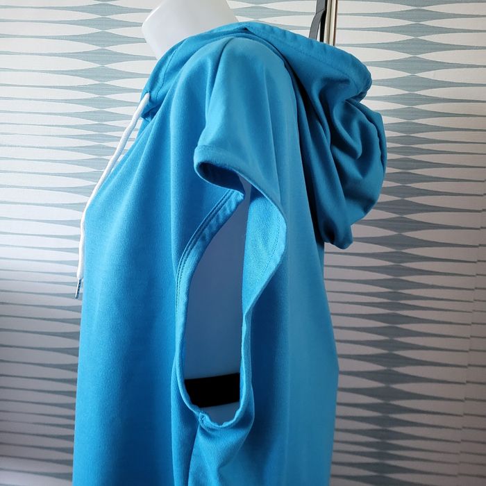 Tee-shirt sans manche et à capuche bleu taille XL Shein en excellent état - photo numéro 7