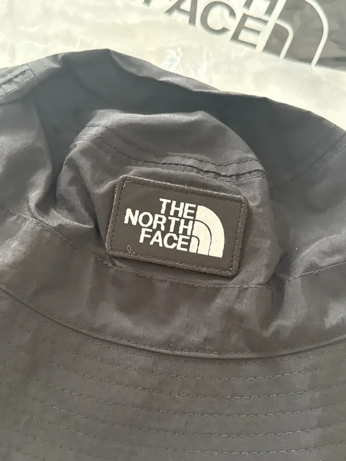 Bob the north face noir - photo numéro 2