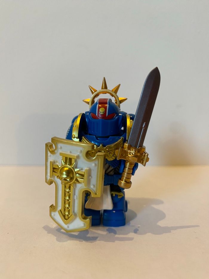 Figurine type Lego Warhammer. Warhammer - photo numéro 1