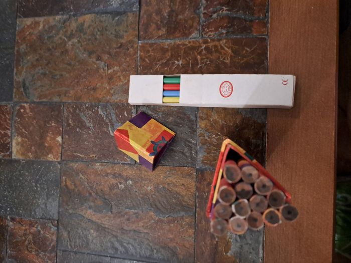Crayons papier et couleurs - photo numéro 2
