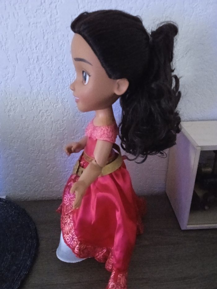 Poupée chante et danse - photo numéro 3