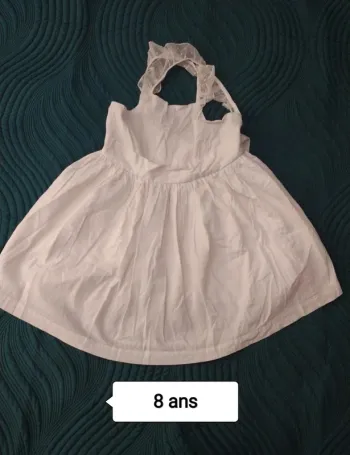 Robe blanche Kiabi 8 ans