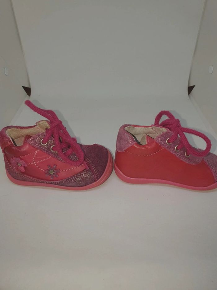 Chaussures taille 18 - photo numéro 3