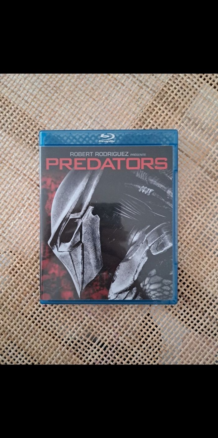 blu-ray predators