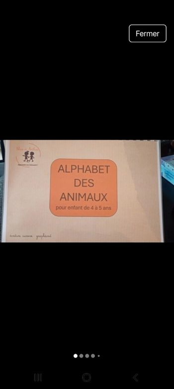 Livret d'apprentissage de l'alphabet.