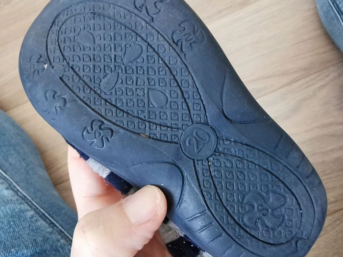 Chaussons taille 20 - photo numéro 6