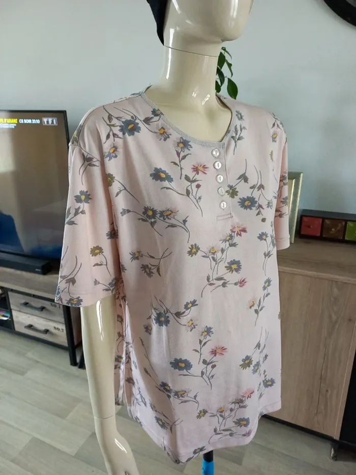 Tee-shirt femme fleuri T46/48 - photo numéro 4