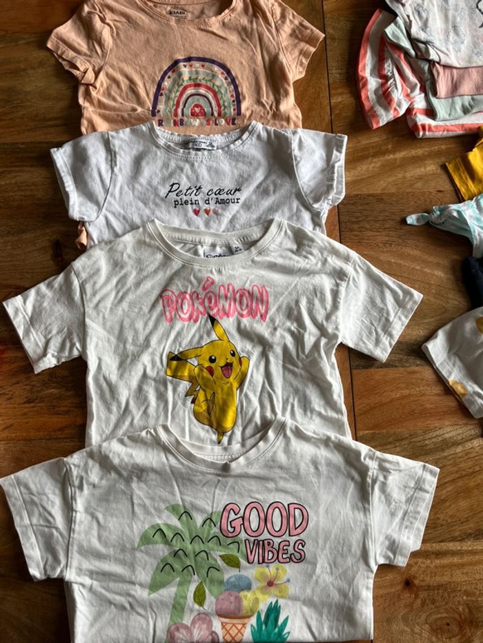 Lot de 12 tshirts MC fille 5 ans - photo numéro 4