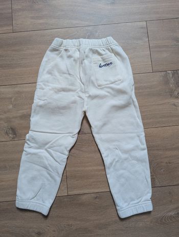 Superbe pantalon de jogging blanc bonton 4 ans