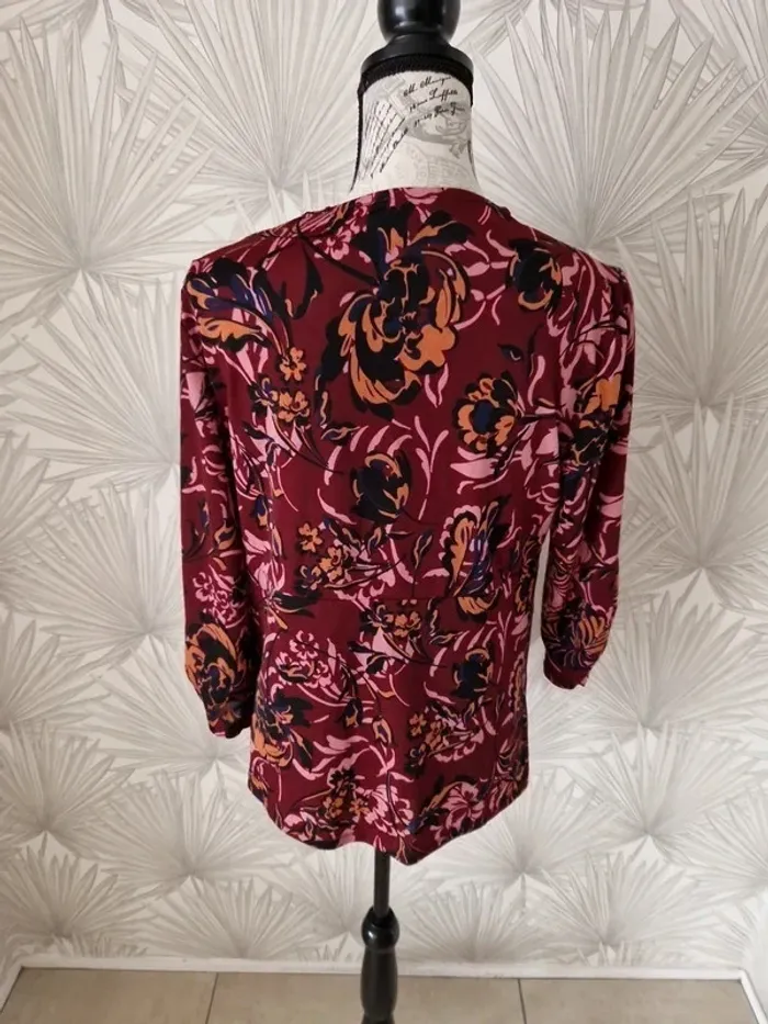 Jolie blouse originale taille 40 - photo numéro 2