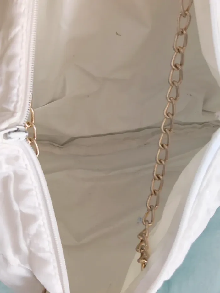 Sac épaule / bandoulière matelassé blanc imperméable chaîne doré 80-90 chic - 40×27cm - photo numéro 6