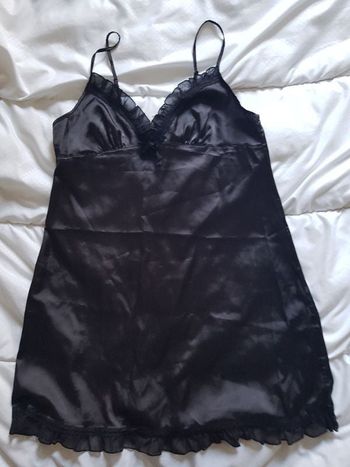 Nuisette noir. Queentex. 38/40. 76 cm