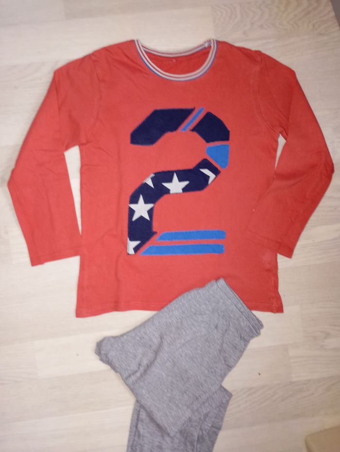 Pyjama en coton rouge et gris numéro 2 Tex
T. 7-8 ans - photo numéro 2