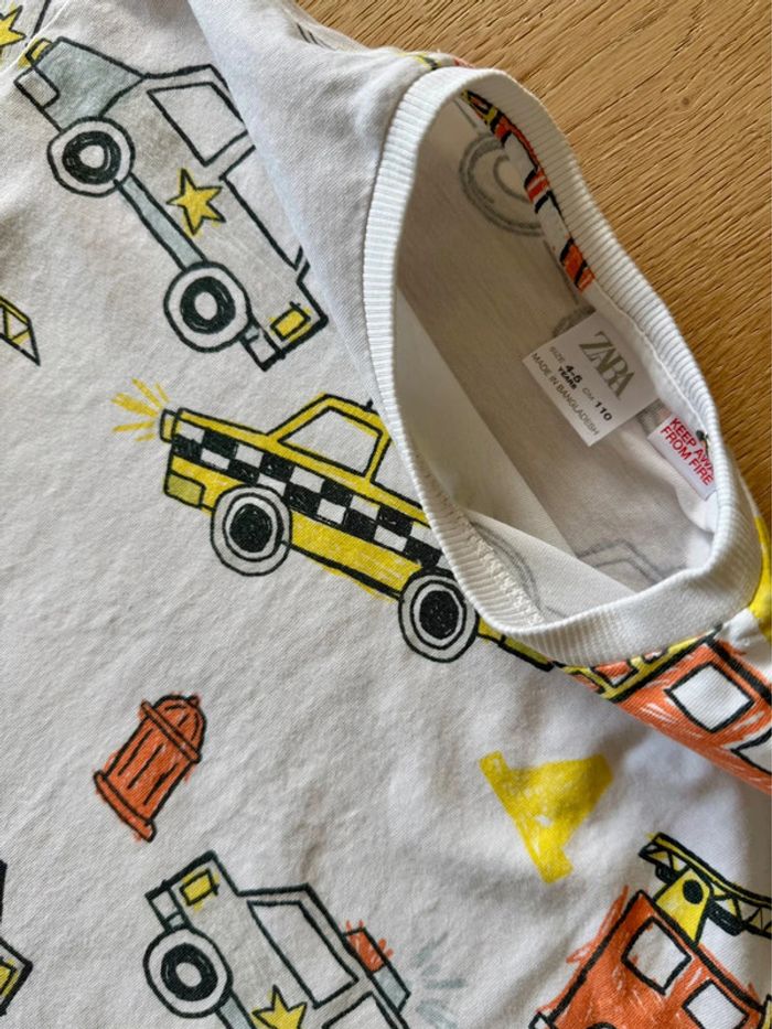 T-shirt Zara 5 ans 🚔 - photo numéro 2