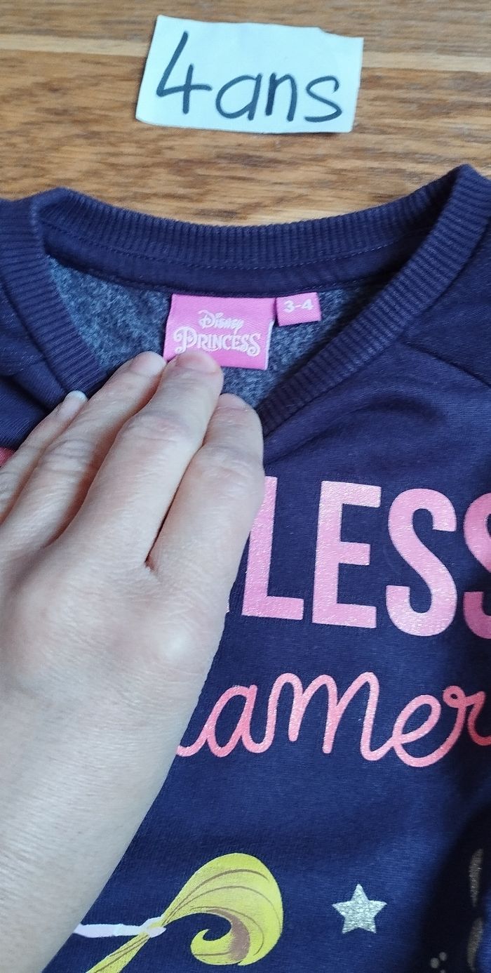 Pull fille 4 ans - photo numéro 4