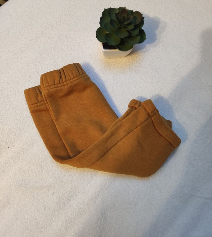Pantalon jogging moutarde garçon - Taille 3 mois - Kiabi éco conception