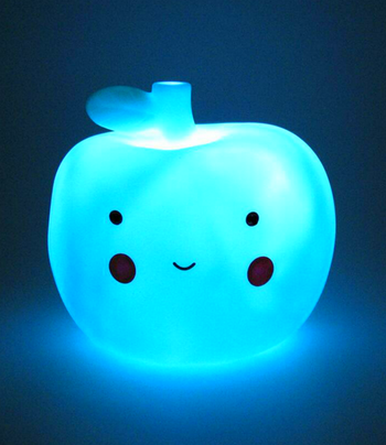 Veilleuse pomme bleue LED Hauteur 8,5 cm