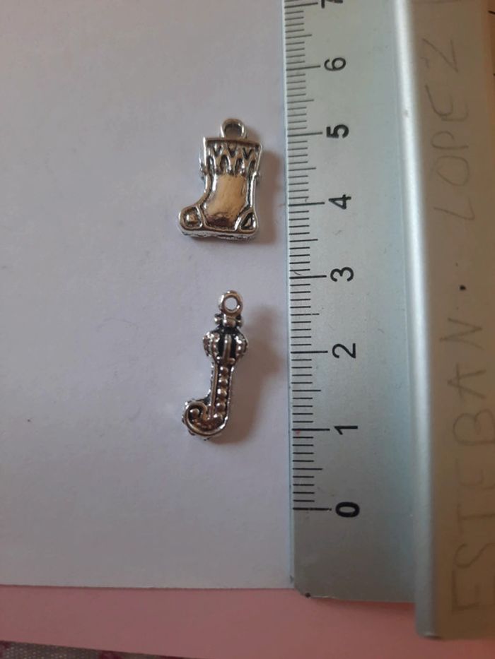 Lot breloque pendentif couleur argent noél