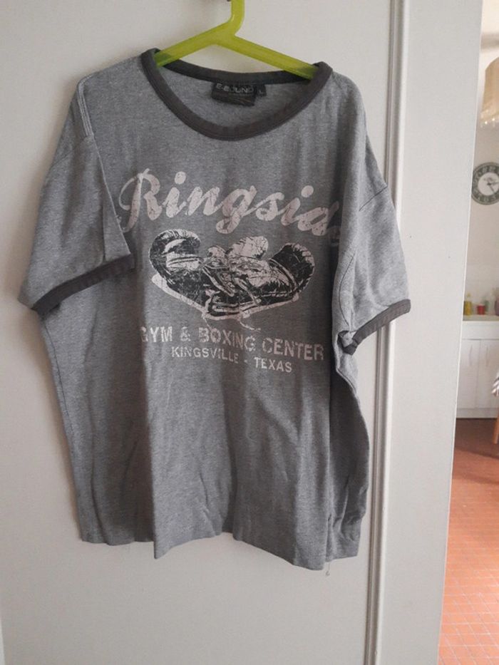 T shirt e bound, motif boxe