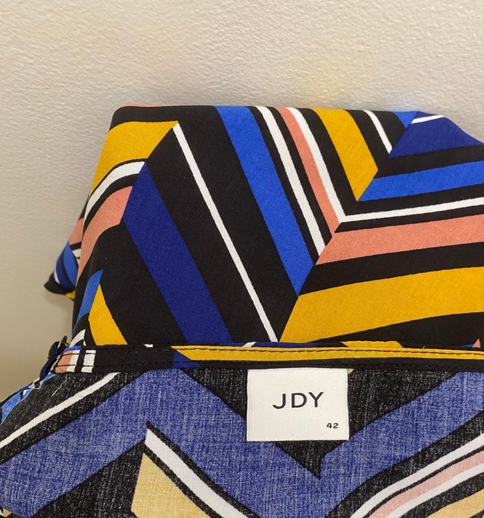 Top bleu moutarde motif chevrons géométrique débardeur fluide fines bretelles femme taille 42 JDY - photo numéro 10